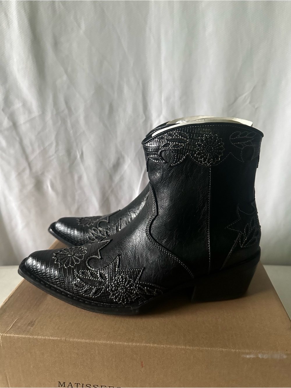 Coconuts by Matisse Tallahassee Black Western Boots Embroidered 8M
